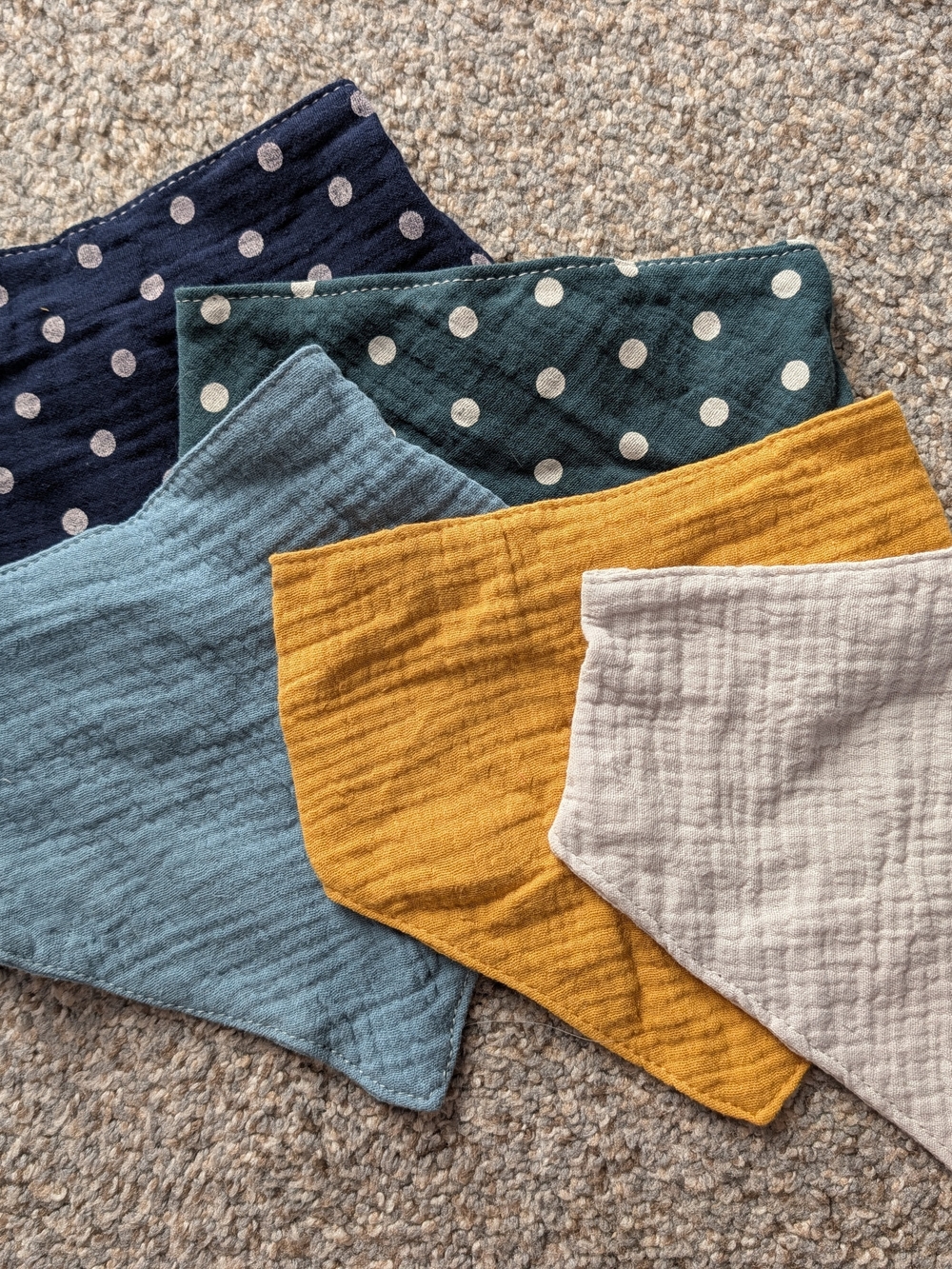 New Set Of 5 Muslin Cotton Bandana Bibs